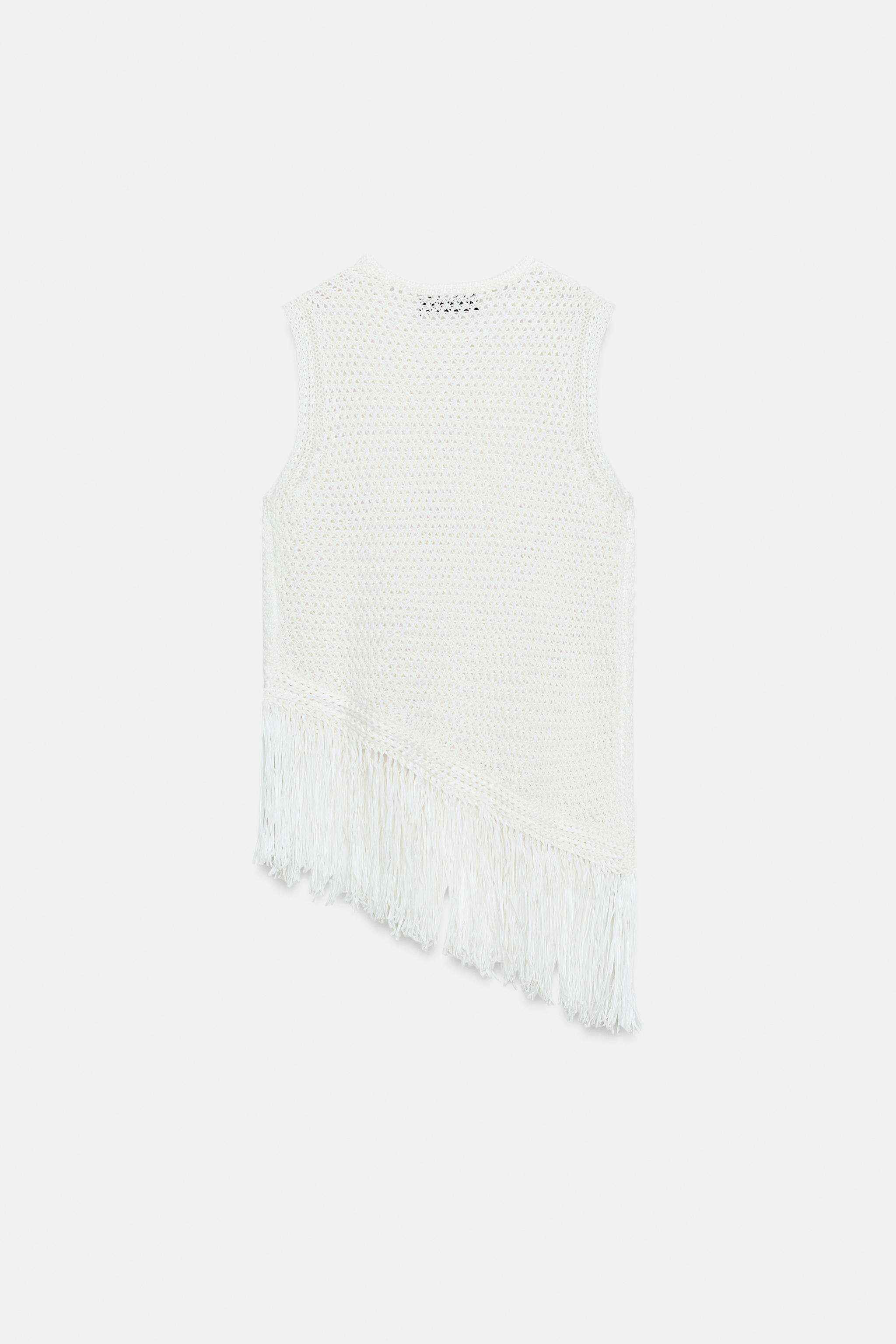 TOP EN MAILLE À FRANGES